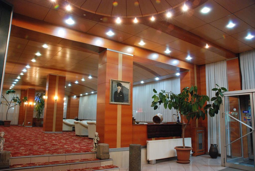 ארזורום Otel Amiller מראה חיצוני תמונה